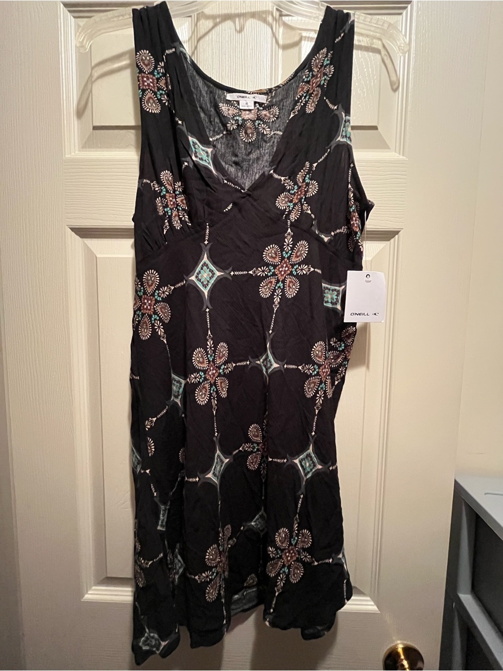 O'Neill Black Sleeveless V-Neck Floral & Geometric Print Dress